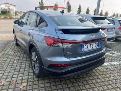Audi Q4 Q4 SPB 35 e-tron Business Advanced Blu/Azzurro usata SAN GIORGIO PIACENTINO