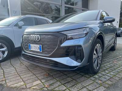 Audi Q4 Q4 SPB 35 e-tron Business Advanced Blu/Azzurro usata SAN GIORGIO PIACENTINO