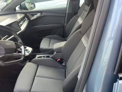 Audi Q4 Q4 SPB 35 e-tron Business Advanced Blu/Azzurro usata SAN GIORGIO PIACENTINO