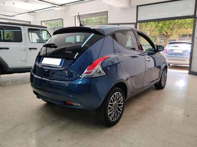 Lancia Ypsilon 1.0 FireFly 5 porte S&S Hybrid Gold Plus Blu/Azzurro usata Palermo