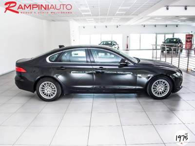 Jaguar XF 2.0 D 180 CV aut. Prestige RISERVATA OPERATORI DE Nero usata Gubbio