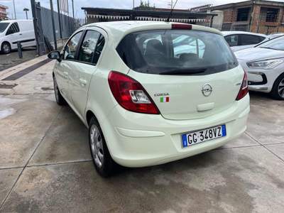 Opel Corsa 1.3 CDTI 75CV F.AP. 5 porte Cosmo Giallo usata Giugliano in Campania