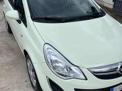Opel Corsa 1.3 CDTI 75CV F.AP. 5 porte Cosmo Giallo usata Giugliano in Campania