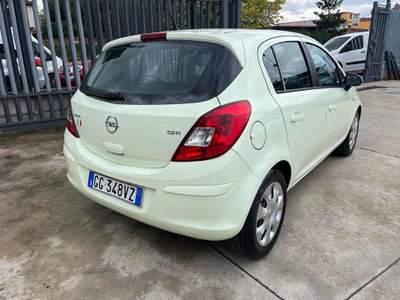 Opel Corsa 1.3 CDTI 75CV F.AP. 5 porte Cosmo Giallo usata Giugliano in Campania