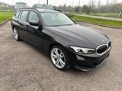 BMW Serie 3 318d d mhev 48V Touring Grigio usata Novellara