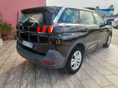 Peugeot 5008 BlueHDi 130 S&S EAT8 Business Nero usata Caprarica di Lecce
