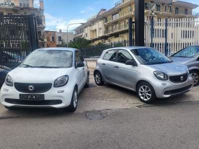 Smart ForFour 70 1.0 Passion Grigio usata Casoria