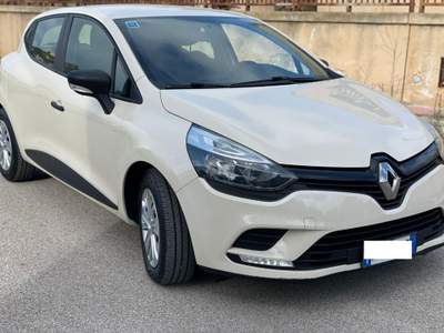 Renault Clio dCi 8V 90 CV EDC Start&Stop 5p. Energy Life Beige usata LICATA