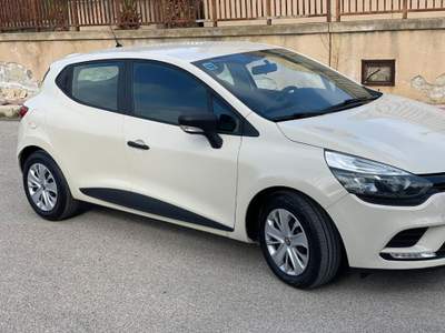 Renault Clio dCi 8V 90 CV EDC Start&Stop 5p. Energy Life Beige usata LICATA