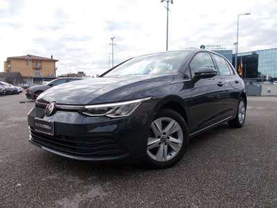 Volkswagen Golf 2.0 TDI 115 CV SCR Life Grigio usata SAN VENDEMIANO