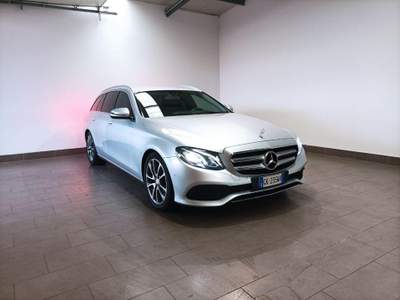 Mercedes-Benz Classe E d S.W. Auto Sport Argento usata Magenta