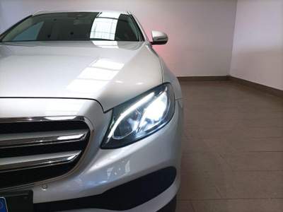 Mercedes-Benz Classe E d S.W. Auto Sport Argento usata Magenta
