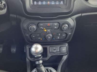 Jeep Renegade 1.6 Mjt 130 CV Limited Nero usata Casoria