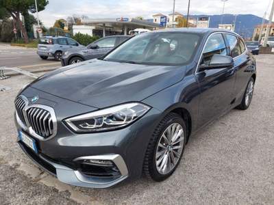 BMW Serie 1 118i i 5p. Luxury PELLE TOTALE / NEOPATENTATI Grigio usata Bassano del Grappa