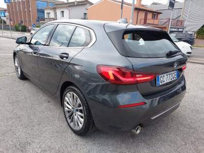 BMW Serie 1 118i i 5p. Luxury PELLE TOTALE / NEOPATENTATI Grigio usata Bassano del Grappa