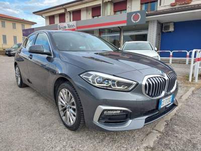 BMW Serie 1 118i i 5p. Luxury PELLE TOTALE / NEOPATENTATI Grigio usata Bassano del Grappa