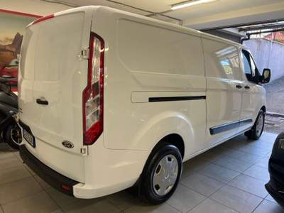 Ford Transit Custom 300L2H1 2.0 EcoBlue 130 aut. PL-DC Furg. Titanium Bianco usata Collegno