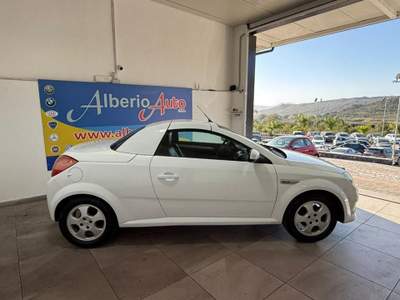 Opel Tigra TwinTop 1.3 CDTI Sport Bianco usata ADRANO