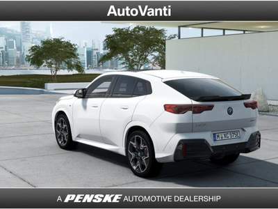 BMW iX2 xDrive 30 Msport Pro Bianco usata Granarolo dell'Emilia