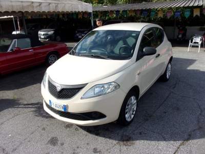 Lancia Ypsilon 0.9 TwinAir 5 porte Metano Ecochic Gold Beige usata Roma