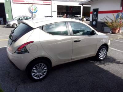 Lancia Ypsilon 0.9 TwinAir 5 porte Metano Ecochic Gold Beige usata Roma