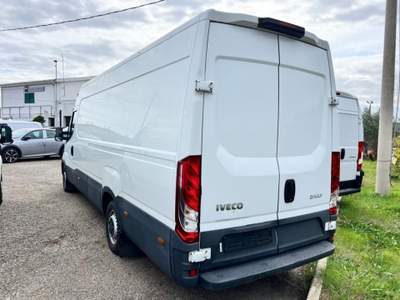 Iveco Daily 35S16A8V 2.3 HPT PLM-TM Furgone PASSO SUPER LUNGO Bianco usata Bernalda