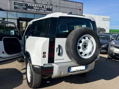 Land Rover Defender 90 200 CV AWD Auto Commercial Bianco usata Capodimonte