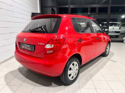Skoda Fabia 1.2 6V 60CV 5p. Active *NEOPATENTATI* Rosso usata Bussero