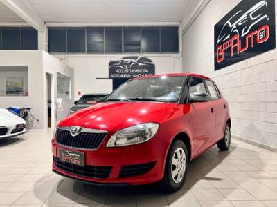 Skoda Fabia 1.2 6V 60CV 5p. Active *NEOPATENTATI* Rosso usata Bussero