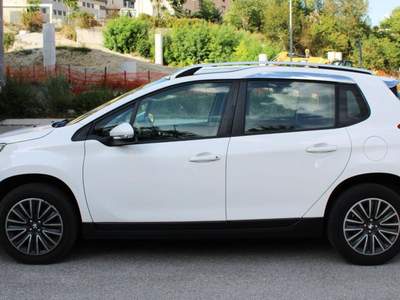Peugeot 2008 1.2 puretech 12v Allure 82cv Bianco usata Potenza