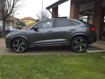 Audi Q3 SPB 35 TFSI S tronic S line edition Grigio usata Limbiate