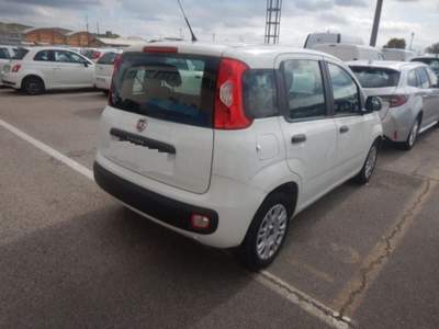 Fiat Panda 1.3 mjt 16v Easy s&s 95cv Bianco usata Pescara