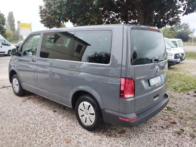 Volkswagen Caravelle 2.0 TDI 110CV PC Trendline AUTOCARRO 6 POSTI Grigio usata Ferrara