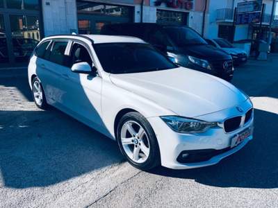 BMW Serie 3 318d d Touring Business Advantage aut. Bianco usata Isernia