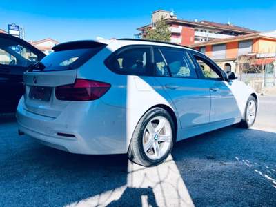 BMW Serie 3 318d d Touring Business Advantage aut. Bianco usata Isernia