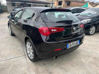 Alfa Romeo Giulietta 1.6 JTDm-2 105 CV Progression Nero usata Giugliano in Campania