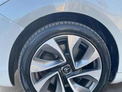 DS Automobiles DS 5 BlueHDi 180 S&S EAT6 So Chic Bianco usata Giugliano in Campania