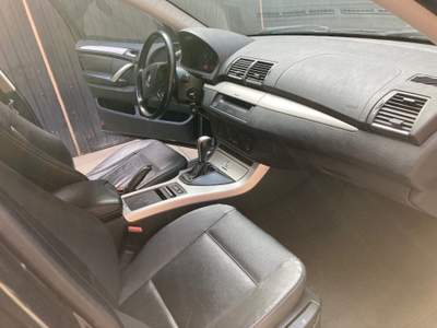 BMW X5 3.0i automatica pelle full optional Nero usata Torino