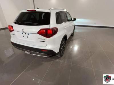 Suzuki Vitara 1.5 140V Hybrid A/T 4WD AG Starv. Bianco usata Albano Laziale