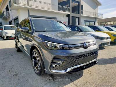 Volkswagen Tiguan Tiguan 2.0 TDI 150 CV DSG R-Line Plus Grigio usata Agnone