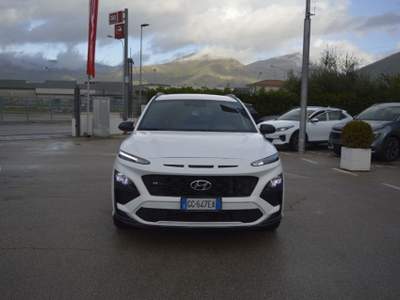 Hyundai Kona 1.6 CRDI Hybrid 48V iMT NLine Bianco usata Fondi