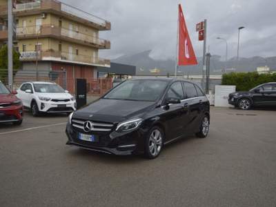 Mercedes-Benz Classe B d Automatic Premium Nero usata Fondi