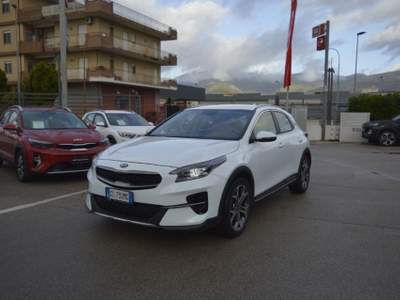 Kia XCeed 1.4 T-GDi Style Bianco usata Fondi