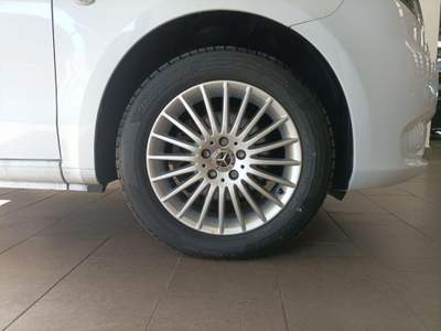 Mercedes-Benz Vito 2.0 114 CDI  Tourer Pro Extra-Long Bianco usata Magenta