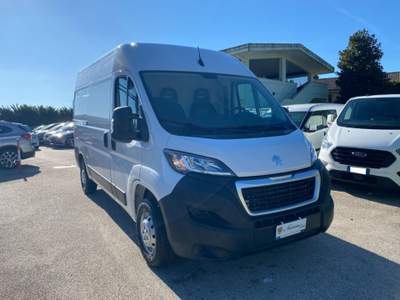Peugeot Boxer 330 2.2 BlueHDi 140 S&S PM-TM Furgone Bianco usata Atripalda