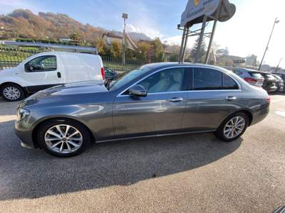 Mercedes-Benz Classe E d Auto Premium Plus FULL OPTIONAL PELLE TRAFORATA Grigio usata Atripalda