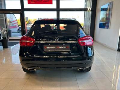 Mercedes-Benz GLA d Automatic 4Matic NIGHT EDITION xc o m m e r c i Nero usata Perugia