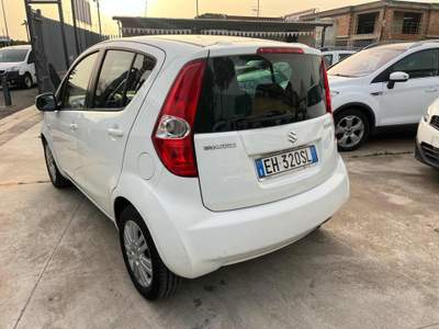 Suzuki Splash 1.0 L Bianco usata Giugliano in Campania