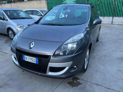 Renault Scénic X-Mod 1.6 dCi 130CV Luxe Grigio usata Giugliano in Campania