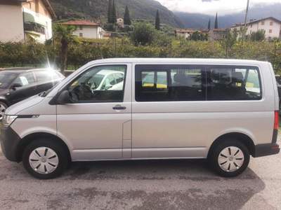 Volkswagen Transporter 2.0 TDI 110CV PC Kombi Business Argento usata Arco